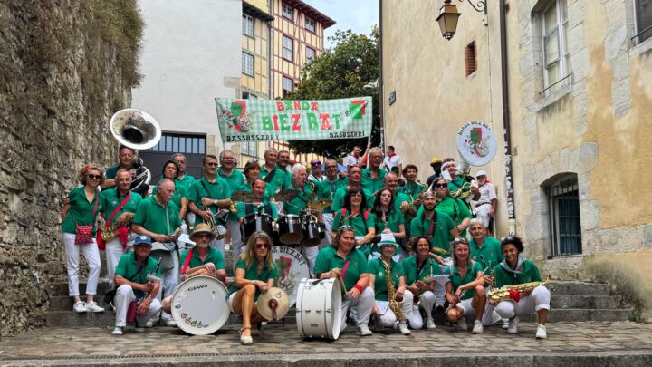 Banda-Biez-Bat-Pays-Basque-BAB